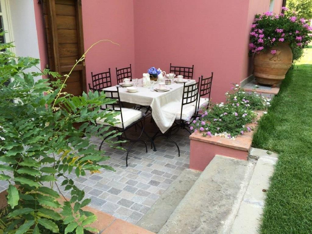 Agriturismo Terrarossa Pistoia Exterior photo